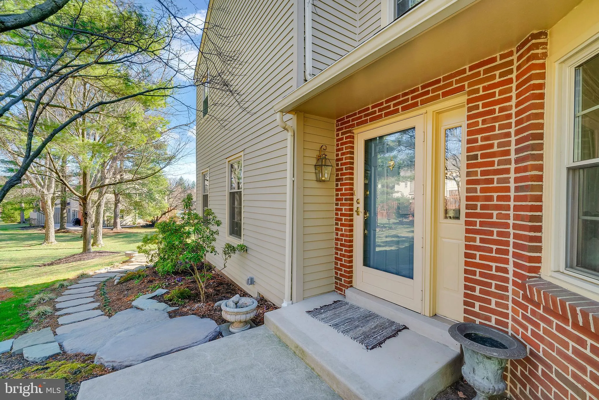 Ambler, Pennsylvania 19002, United States, 3 Bedrooms Bedrooms, ,3 BathroomsBathrooms,Residential,Pending,90328