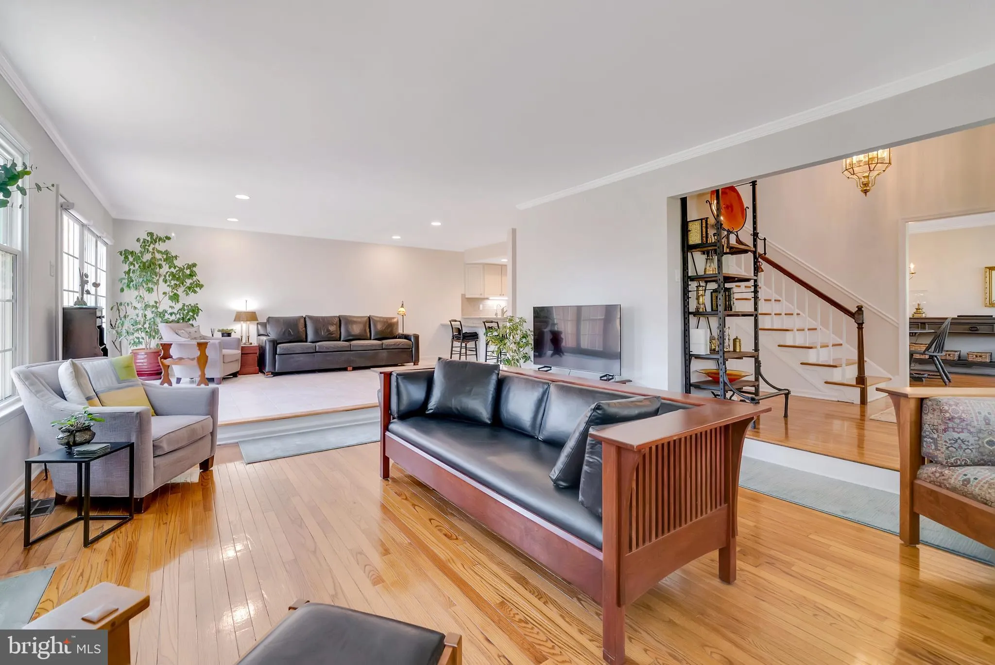 Ambler, Pennsylvania 19002, United States, 3 Bedrooms Bedrooms, ,3 BathroomsBathrooms,Residential,Pending,90328