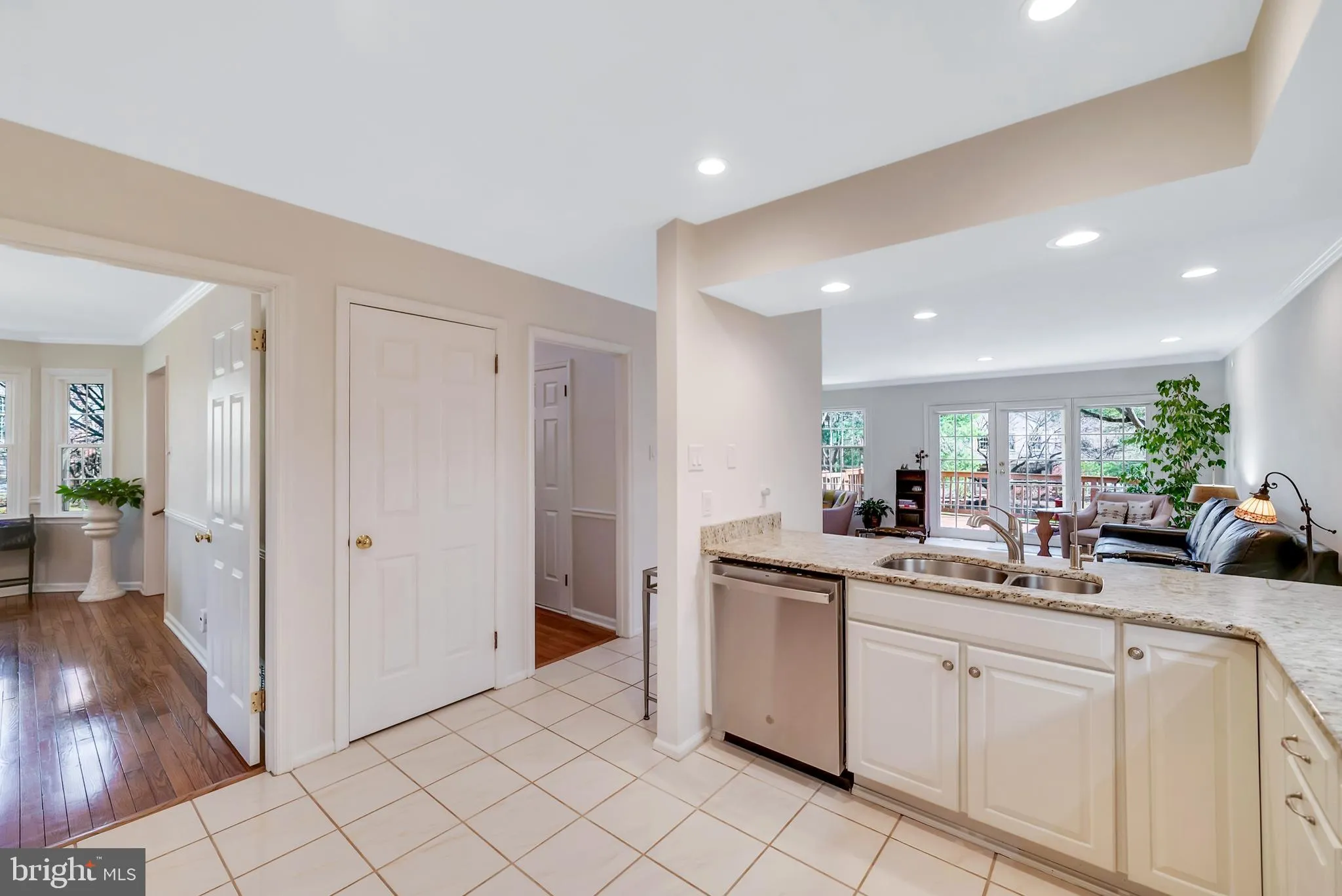 Ambler, Pennsylvania 19002, United States, 3 Bedrooms Bedrooms, ,3 BathroomsBathrooms,Residential,Pending,90328