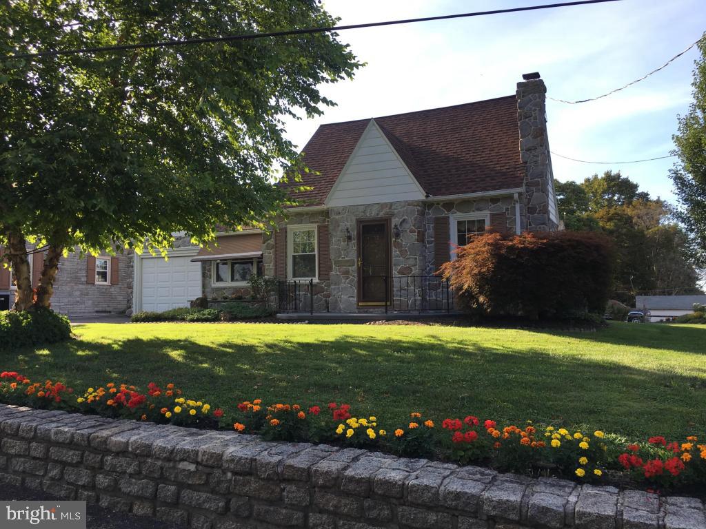 WILLOW STREET - Residential