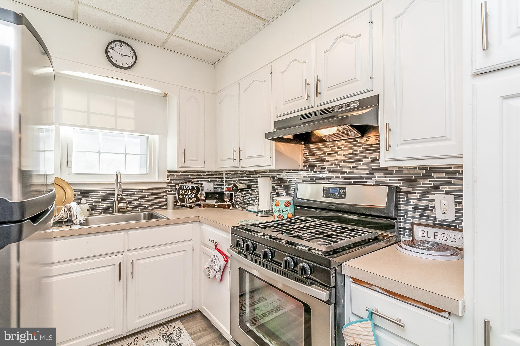 BALTIMORE EAST - SOUTH CLIFTON PARK HIST. DISTRICT - Residential