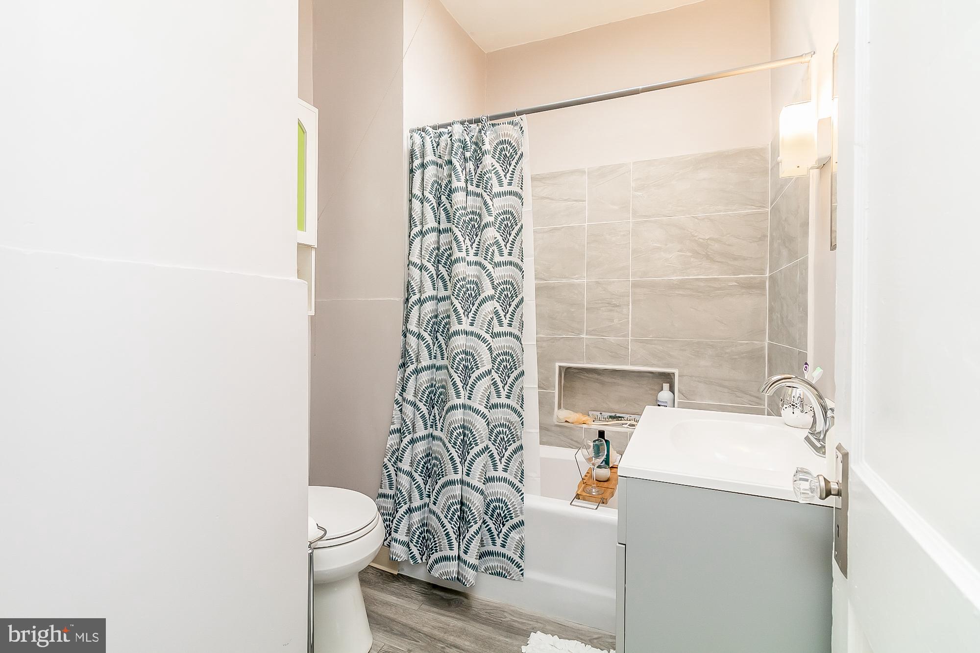 BALTIMORE EAST - SOUTH CLIFTON PARK HIST. DISTRICT - Residential