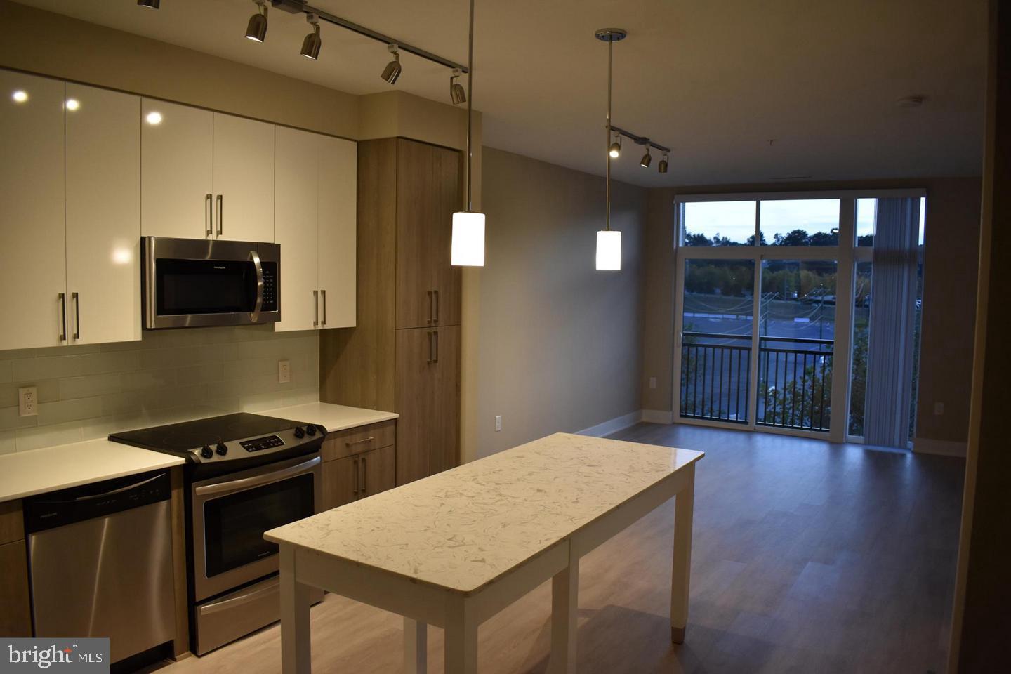 NATIONAL HARBOR - Residential Lease