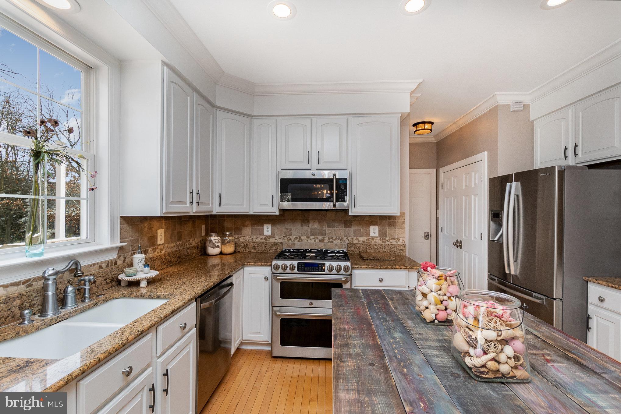 WOODCREST - Residential