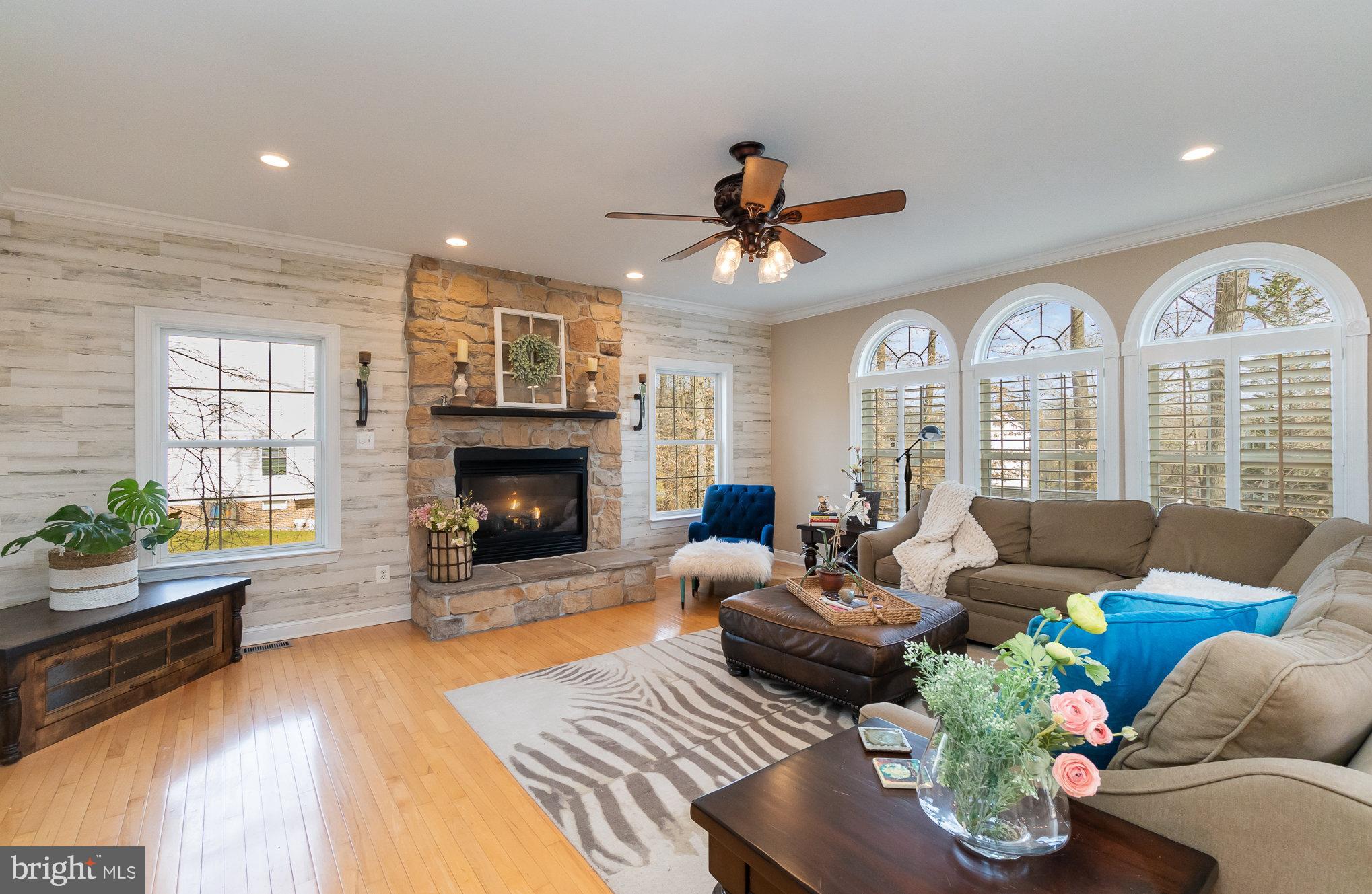 WOODCREST - Residential