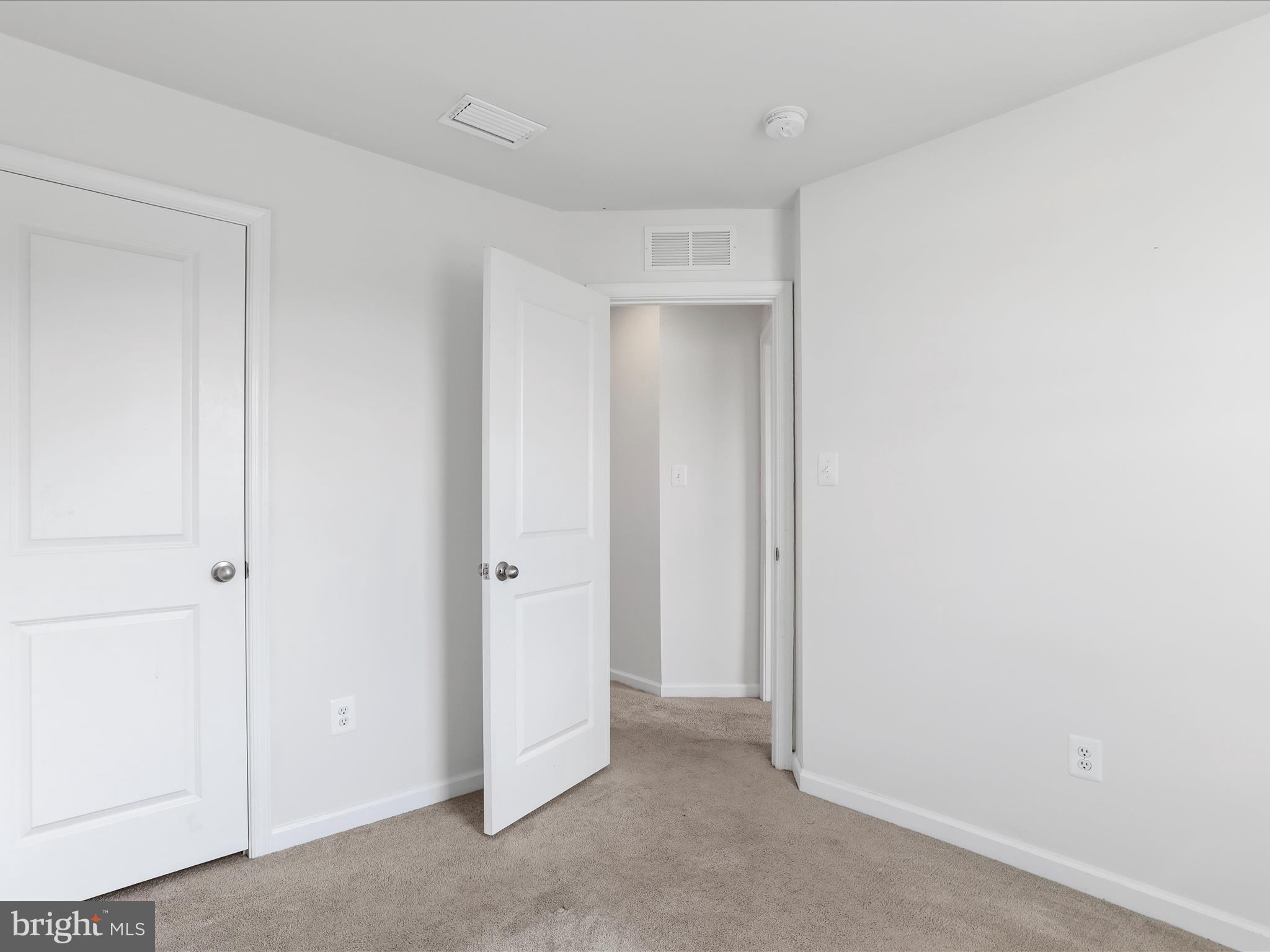 THE LAKES AT MARTINSBURG - Residential