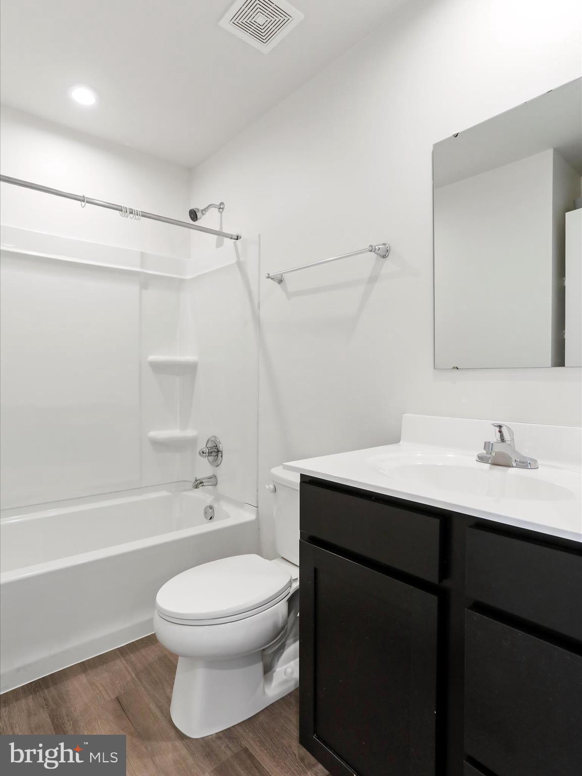 THE LAKES AT MARTINSBURG - Residential