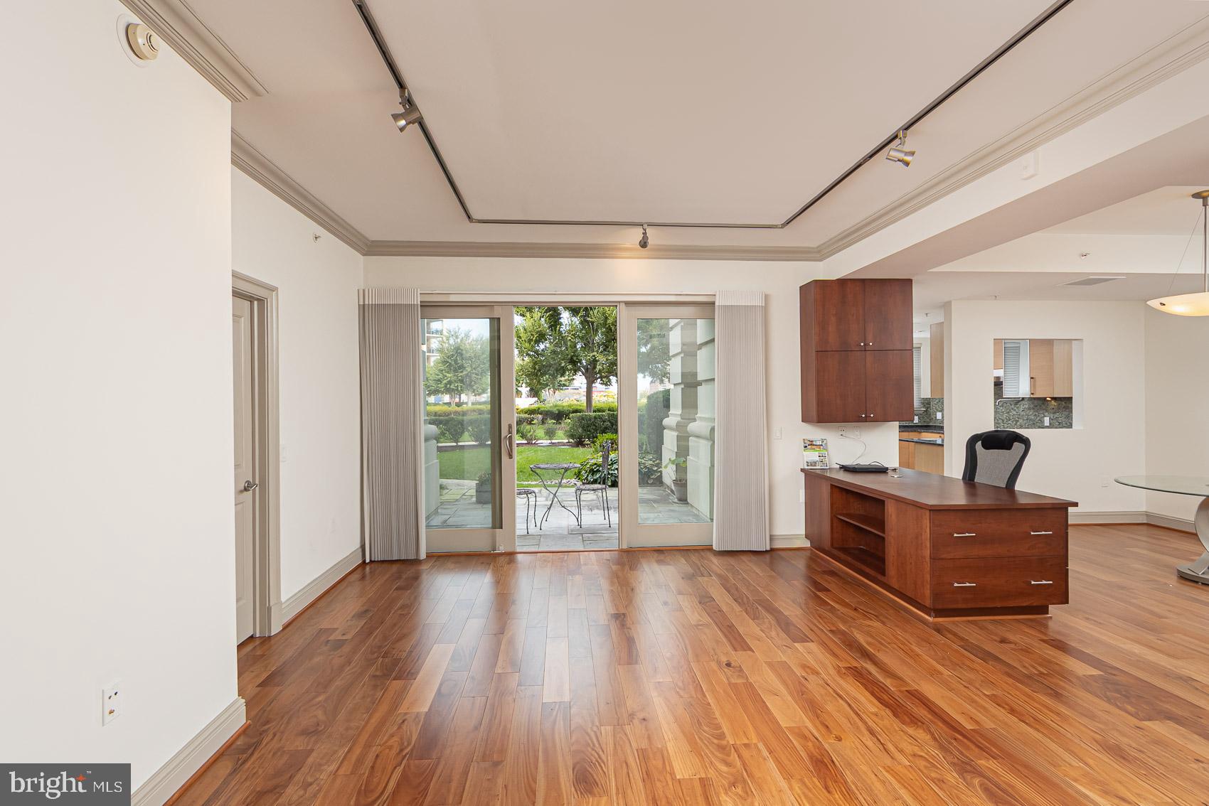 INNER HARBOR - Residential Lease