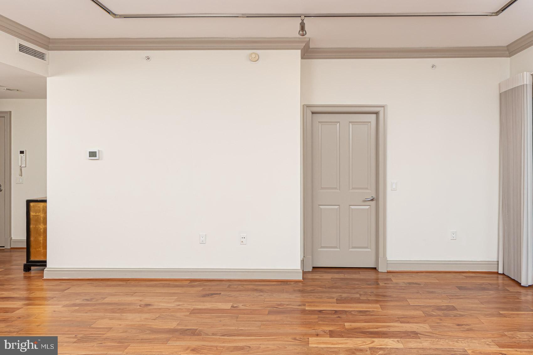 INNER HARBOR - Residential Lease