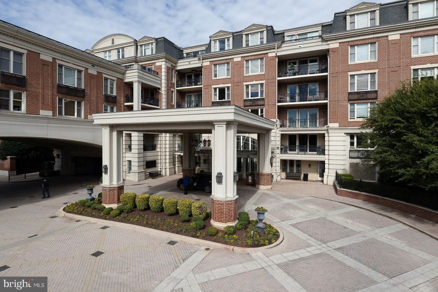 Beautiful 1-bedroom, 1.5-bath condo at The Ritz-Carlton Residences overlooking Baltimore’s Inner Harbor. Features include hardwood floors, stunning appliances, granite countertops, and a spacious primary suite with walk-in closet and luxury bath. Enjoy your private patio, two garage parking spaces, and direct elevator access. Residents have access to top-tier amenities including 24-hour concierge, valet, fitness center, indoor pool, and club room—all steps from the promenade, dining, and entertainment.