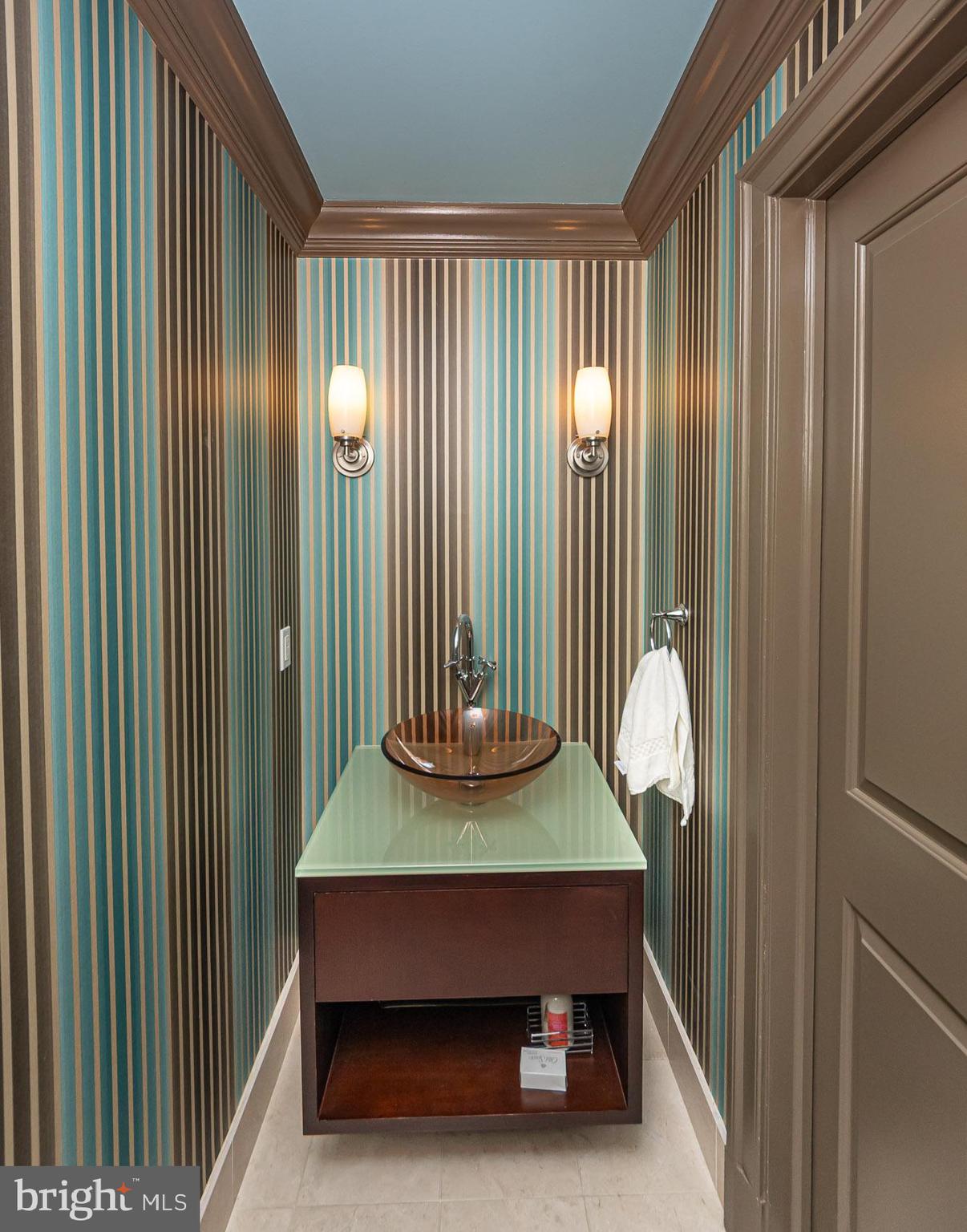 INNER HARBOR - Residential Lease