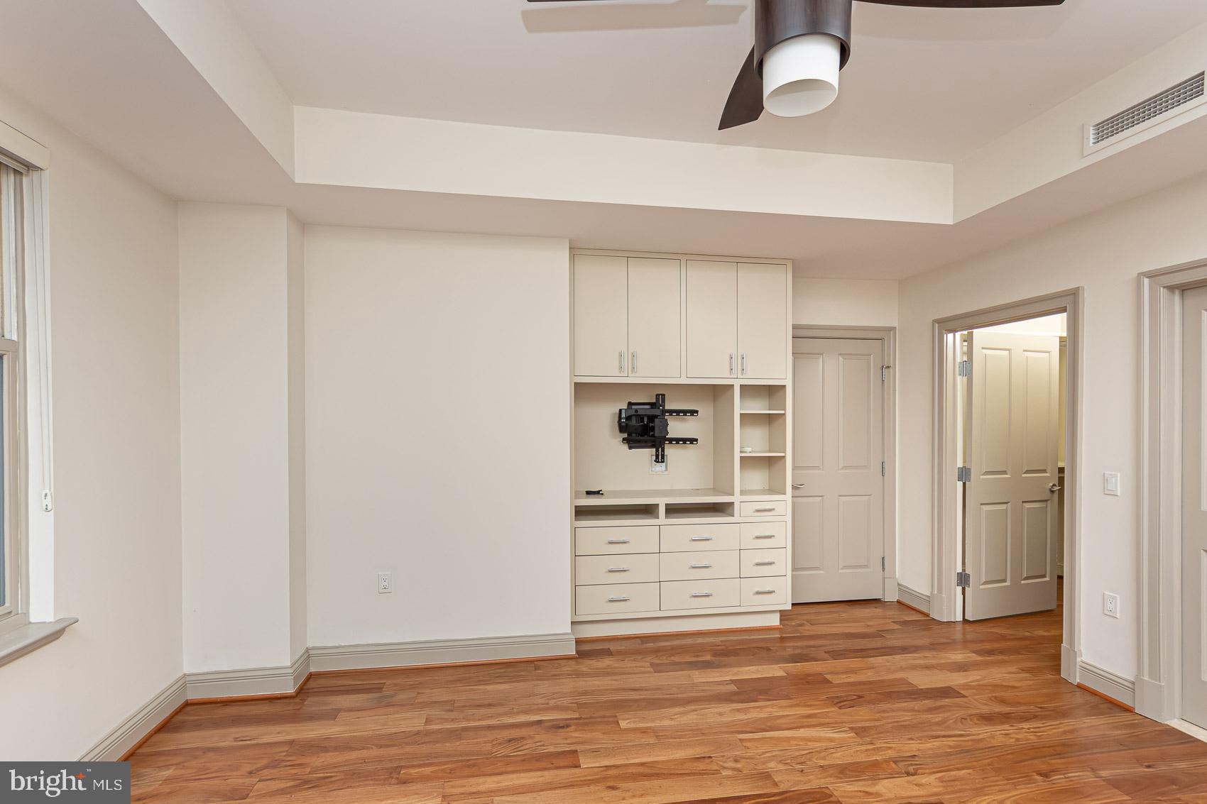 INNER HARBOR - Residential Lease