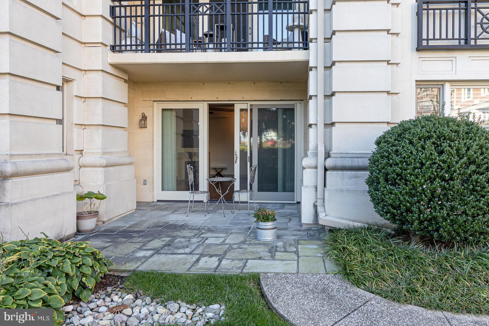 INNER HARBOR - Residential Lease