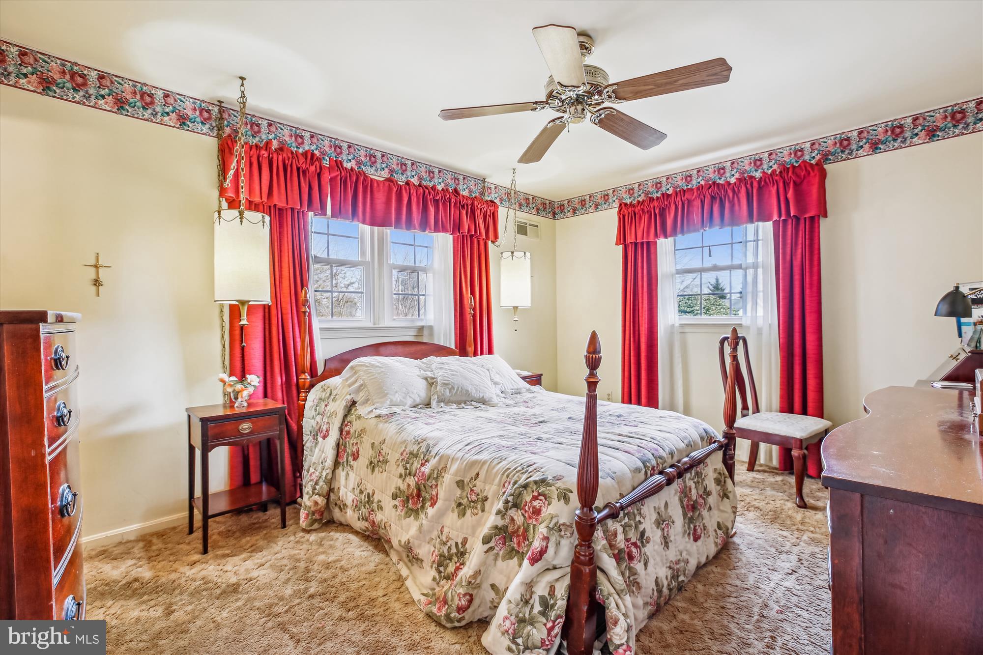 MILL CREEK TOWNE - Residential