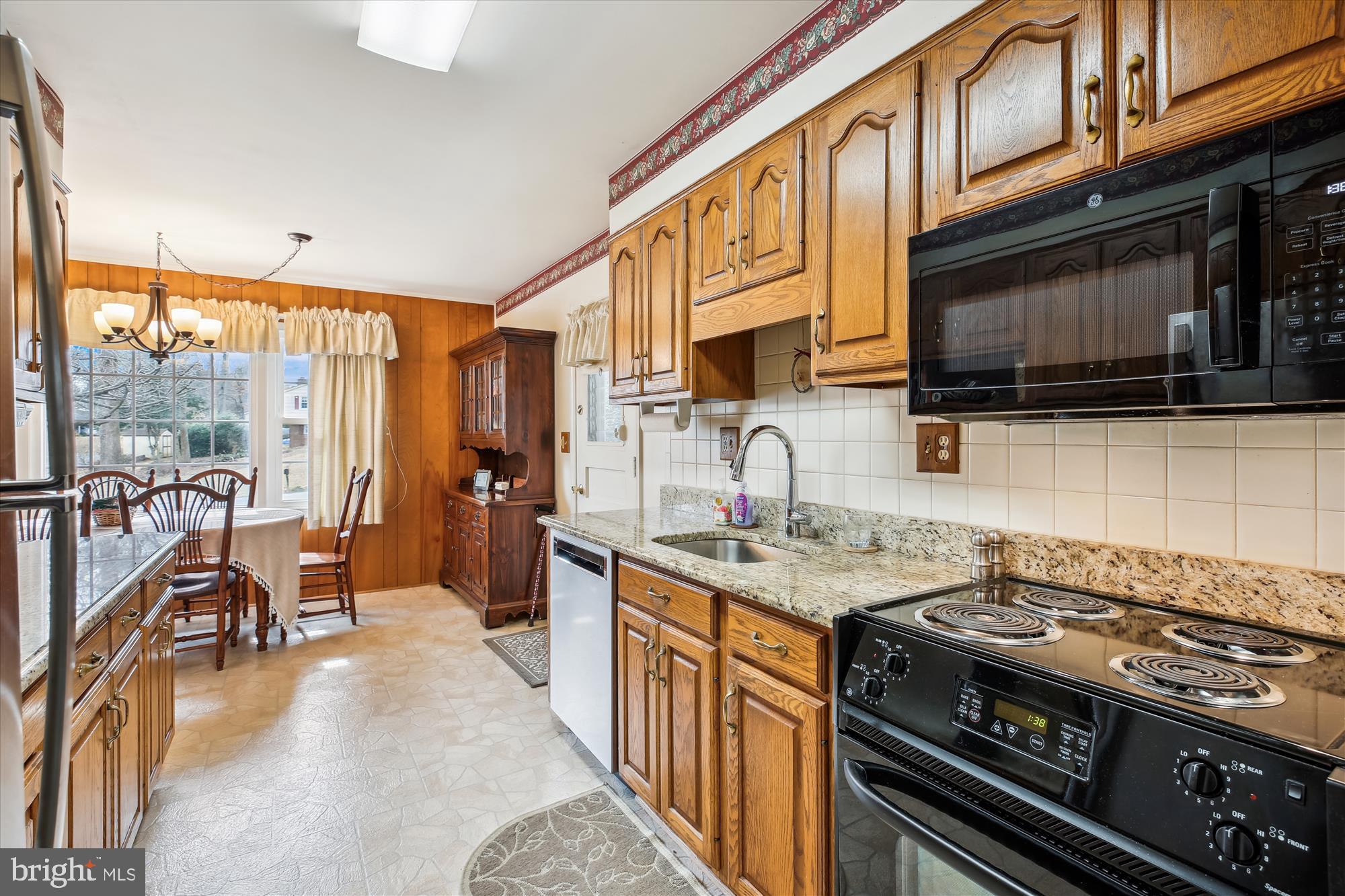 MILL CREEK TOWNE - Residential