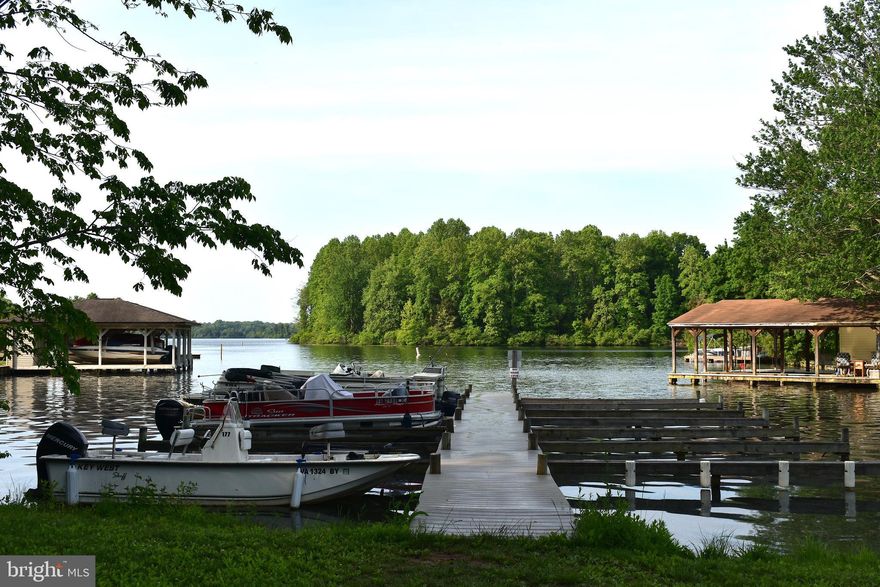 GORGEOUS 1.19 ACRE READY FOR YOUR DREAM HOME! COMMUNITY BOAT RAMP OFFERS EASY BOAT ACCESS TO LAKE ANNA! LOT IS CLEARED AND DRIVEWAY ALREADY IN PLACE TO ACCESS LOT FROM THE ROAD.  APPROVED 4 BEDROOM CONVENTIONAL PERC !! OWNER'S SITE PLAN AND BUILDING PLANS ALSO AVAILABLE AND HAVE BEEN APPROVED!  ALL THAT IS LEFT IS TO START BUILDING!! DO NOT MISS OUT ON THE OPPORTUNITY TO OWN THIS BEAUTIFUL LOT AND ENJOY YOUR WEEKENDS ON THE LAKE!!