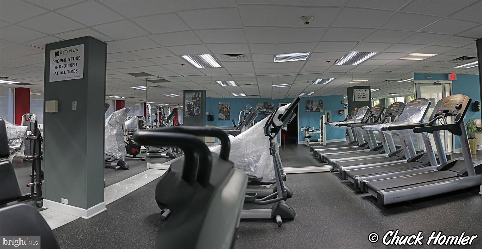 FAIRMOUNT - Residential