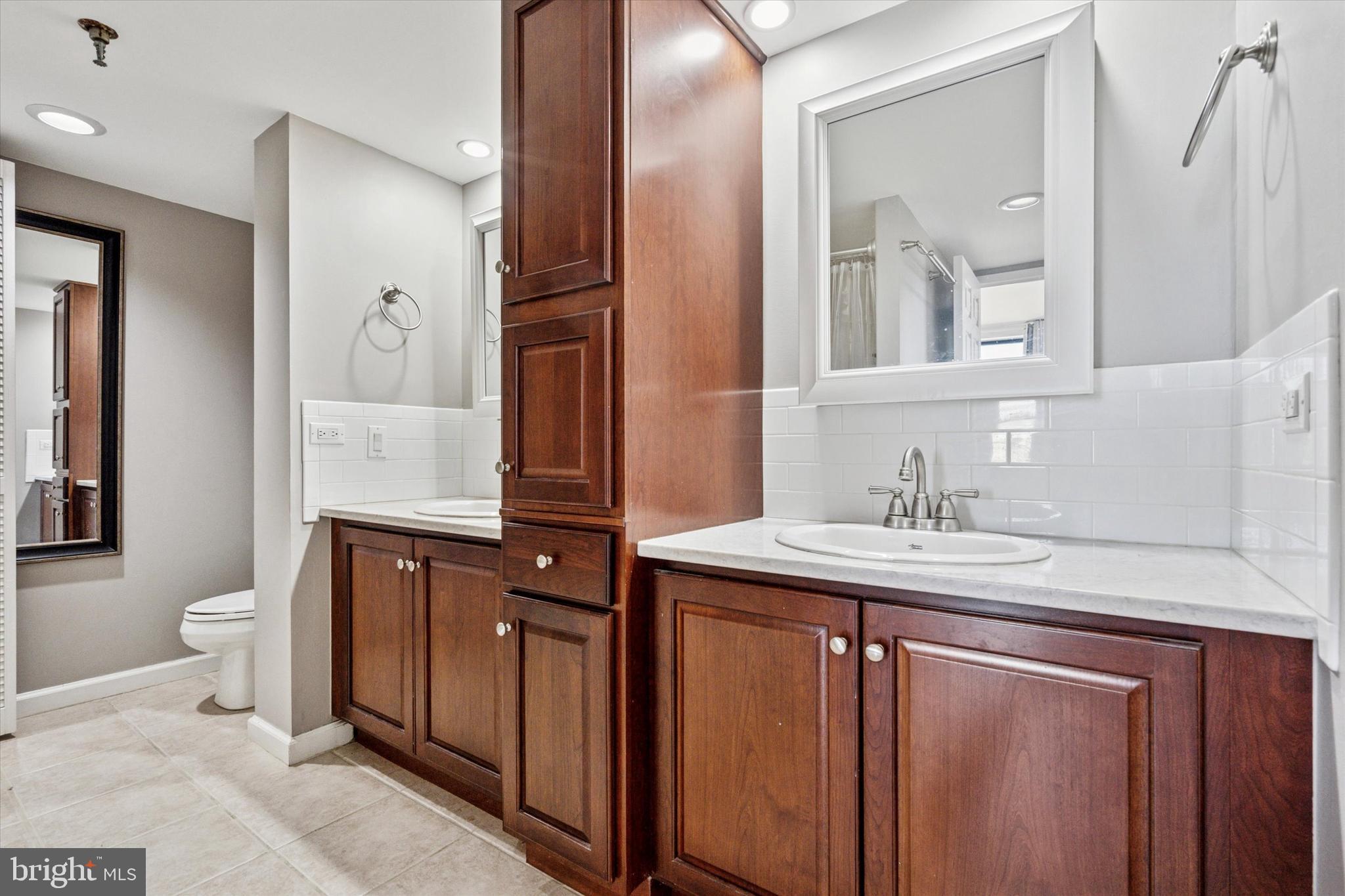 FAIRMOUNT - Residential