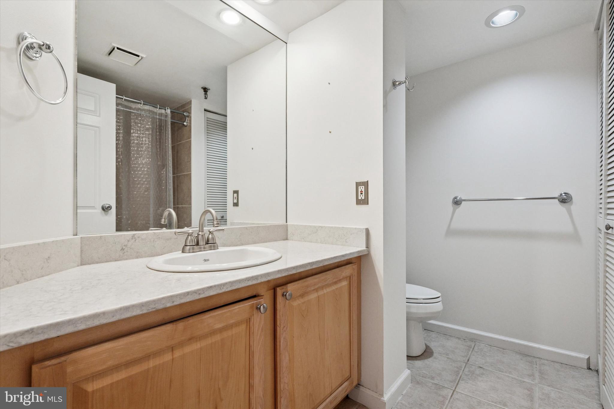 FAIRMOUNT - Residential