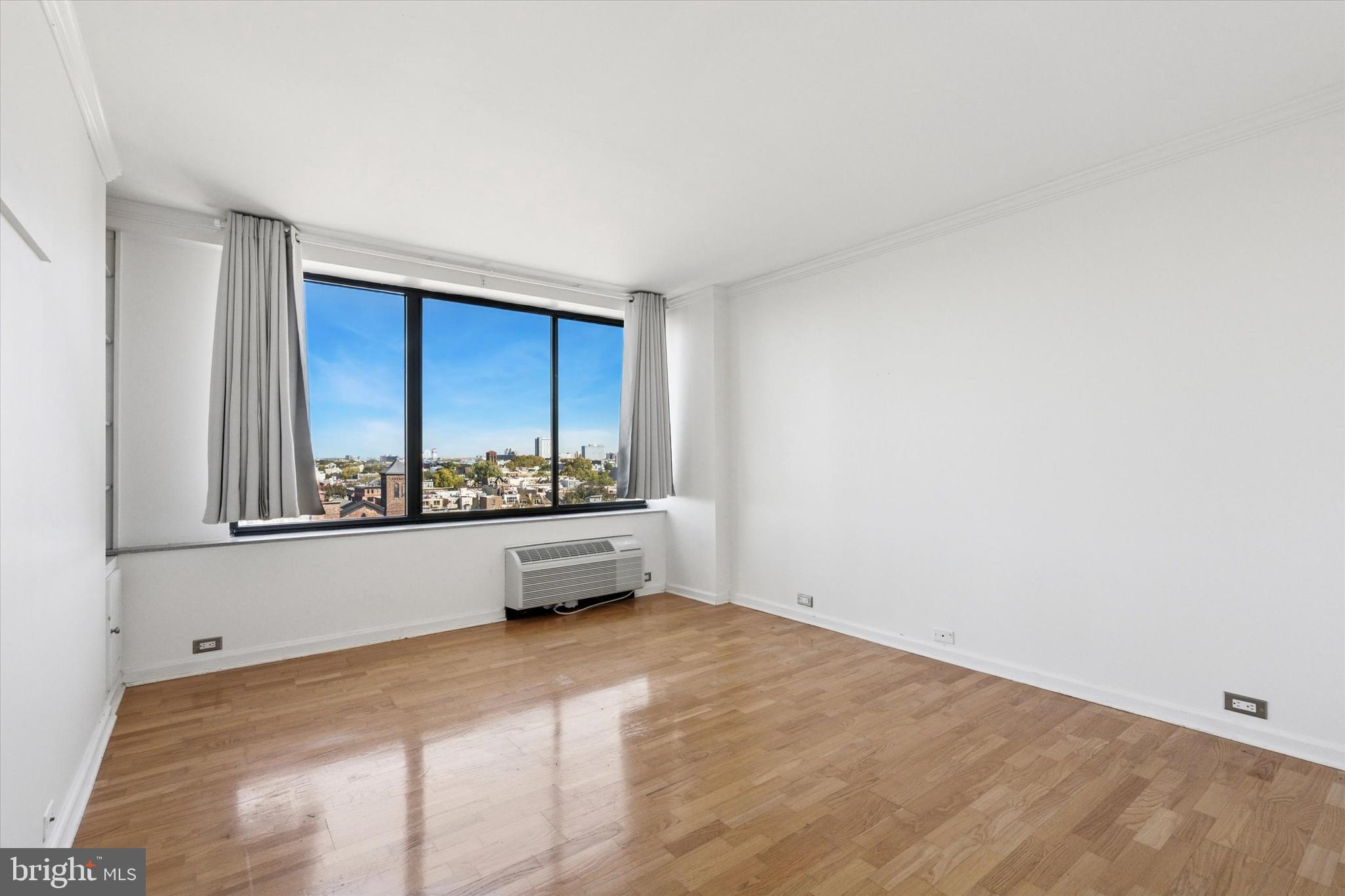 FAIRMOUNT - Residential