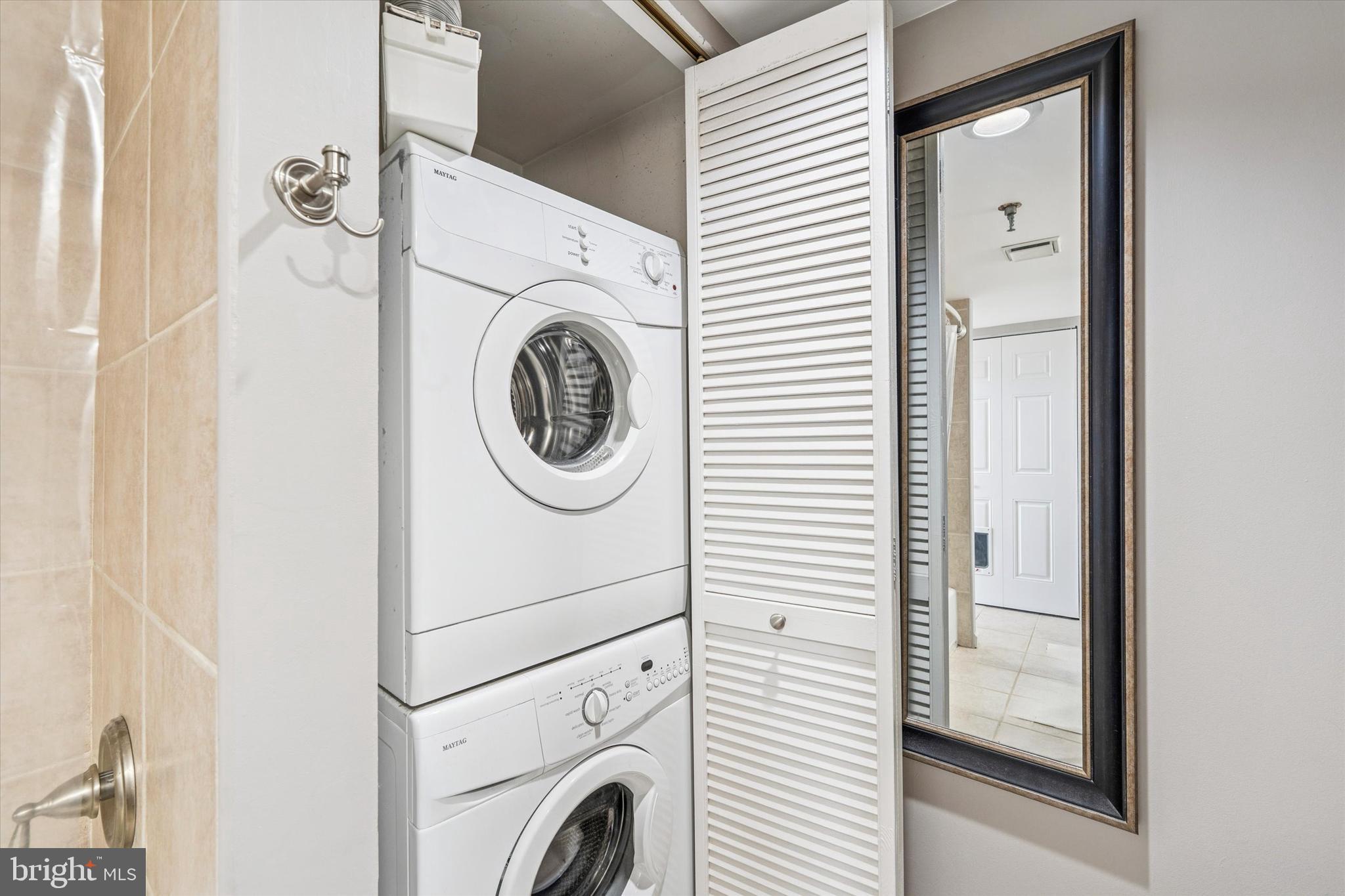 FAIRMOUNT - Residential