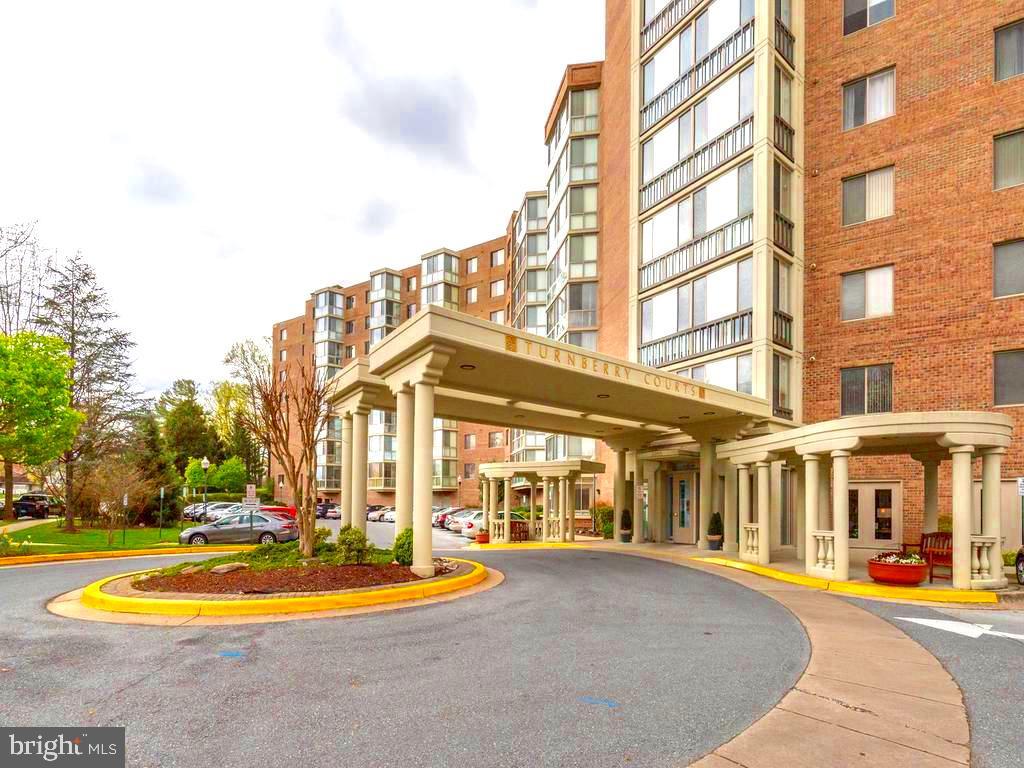 LEISURE WORLD - Residential Lease