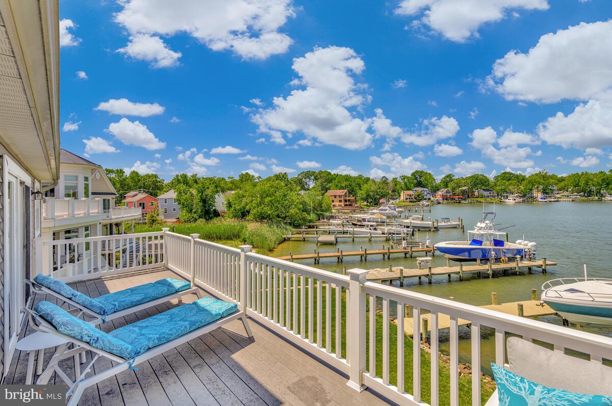 OYSTER HARBOR - Residential