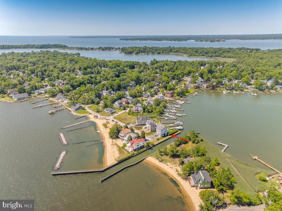 OYSTER HARBOR - Residential
