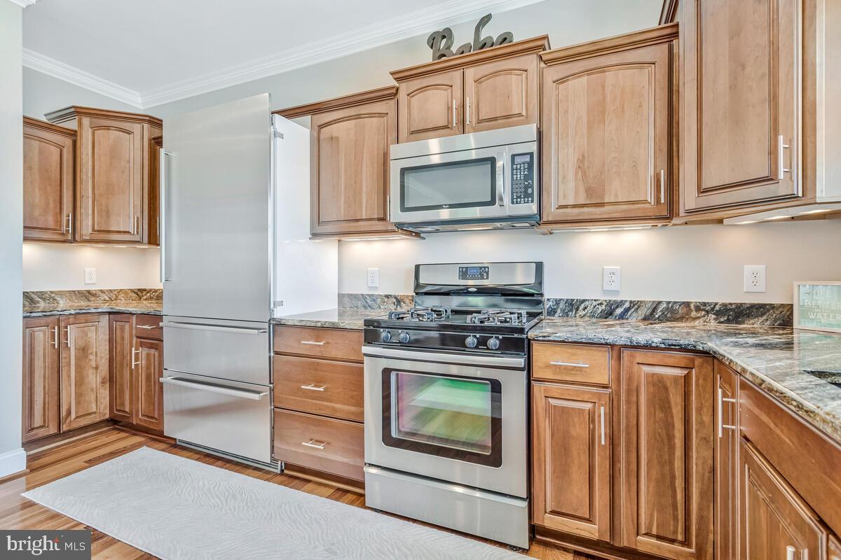 OYSTER HARBOR - Residential