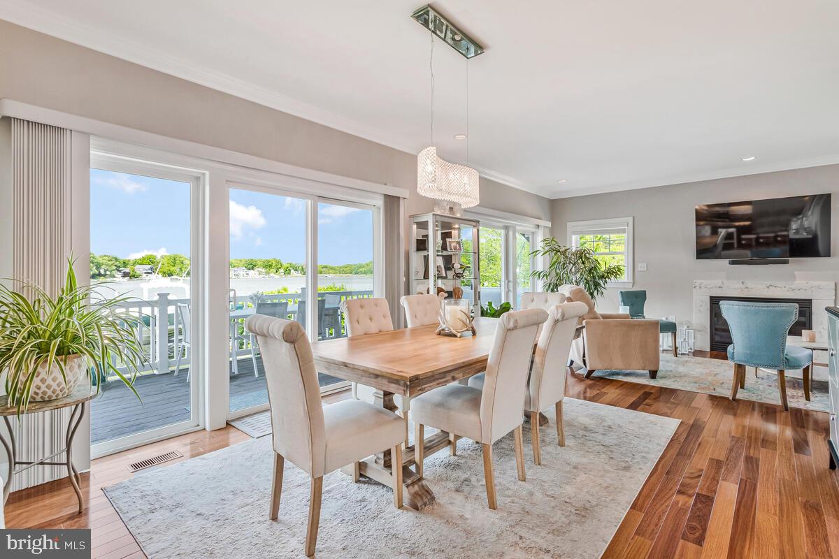 OYSTER HARBOR - Residential