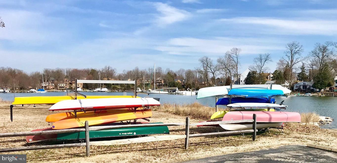 EDGEWATER - Residential