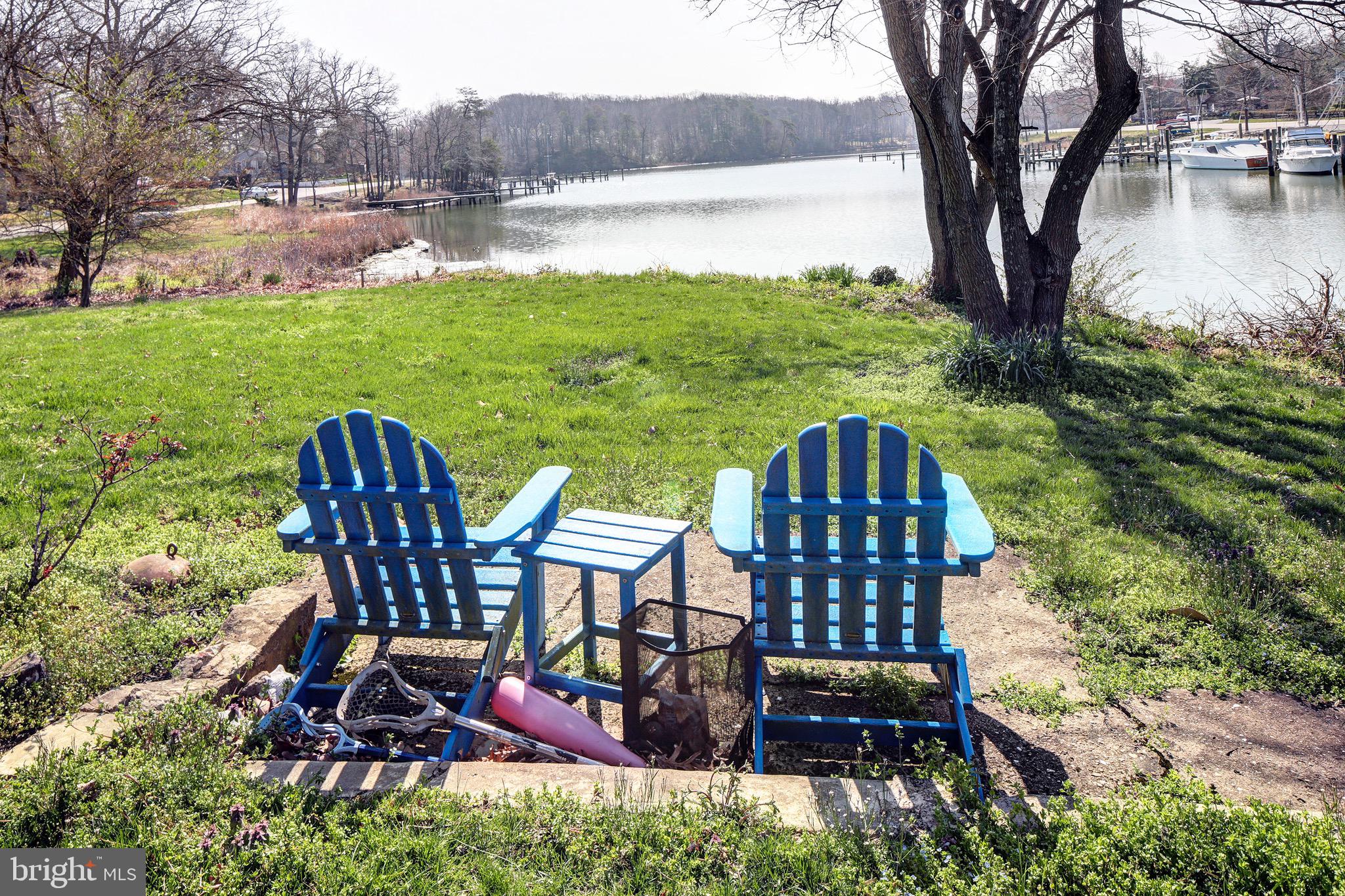 EDGEWATER - Residential