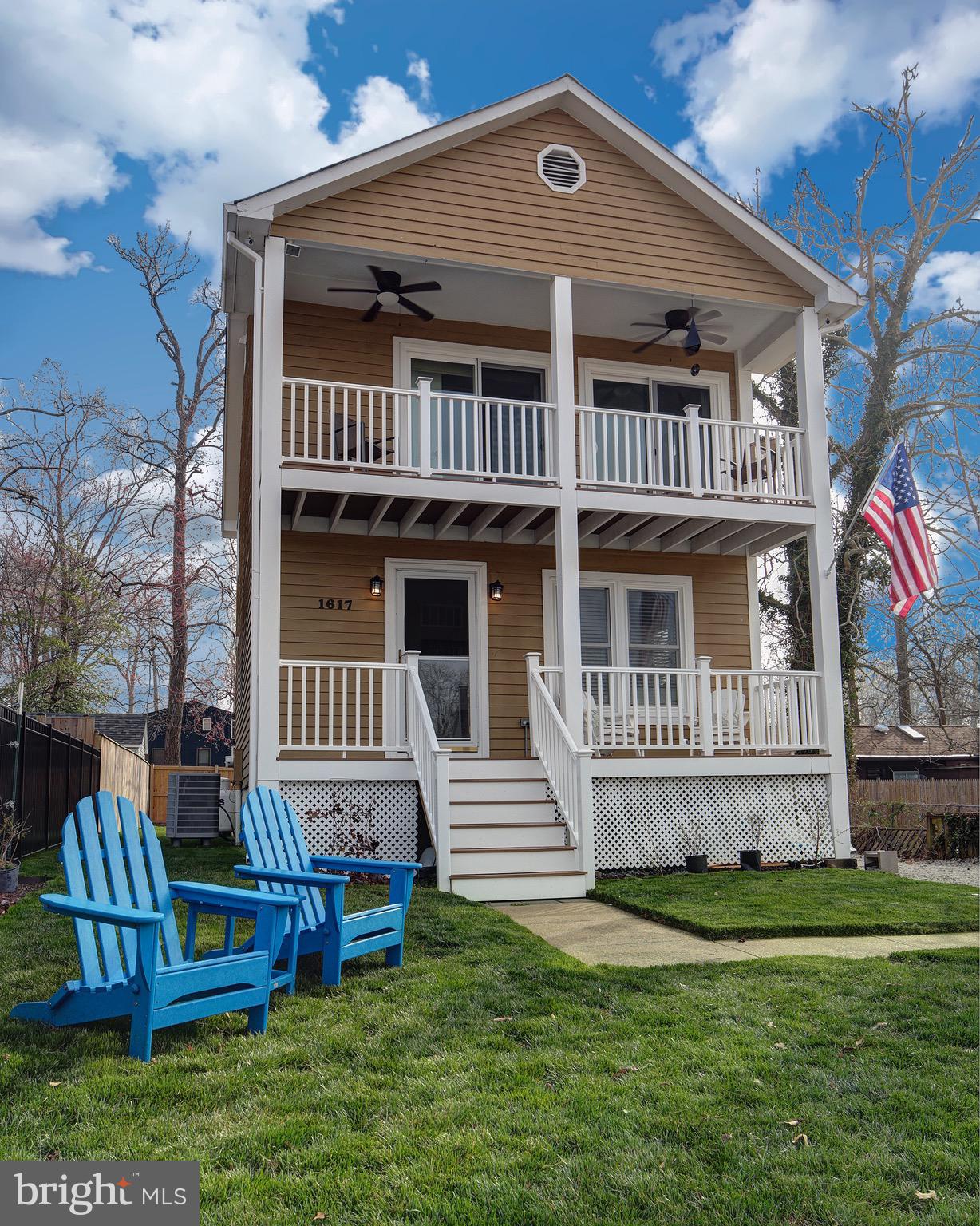 EDGEWATER - Residential