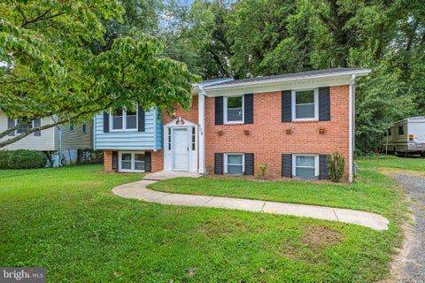 Homes For Rent - 908 Country Terrace<br/> SEVERNA PARK, MD 21146