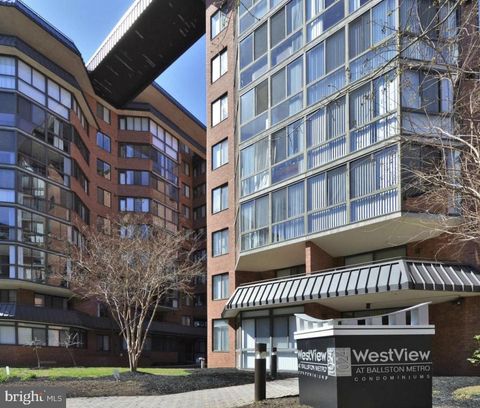 Photo of 1024 N Utah Street #217, ARLINGTON, VA 22201 (MLS # VAAR2072060)