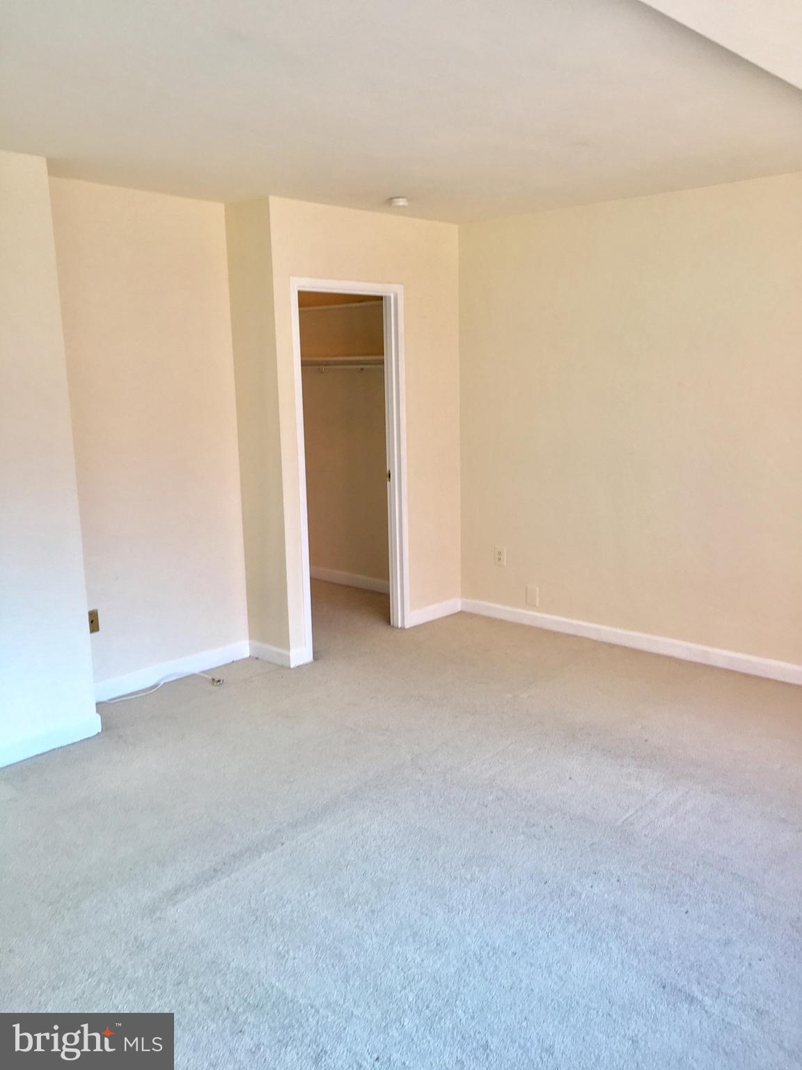 ARLINGTON - Residential Lease