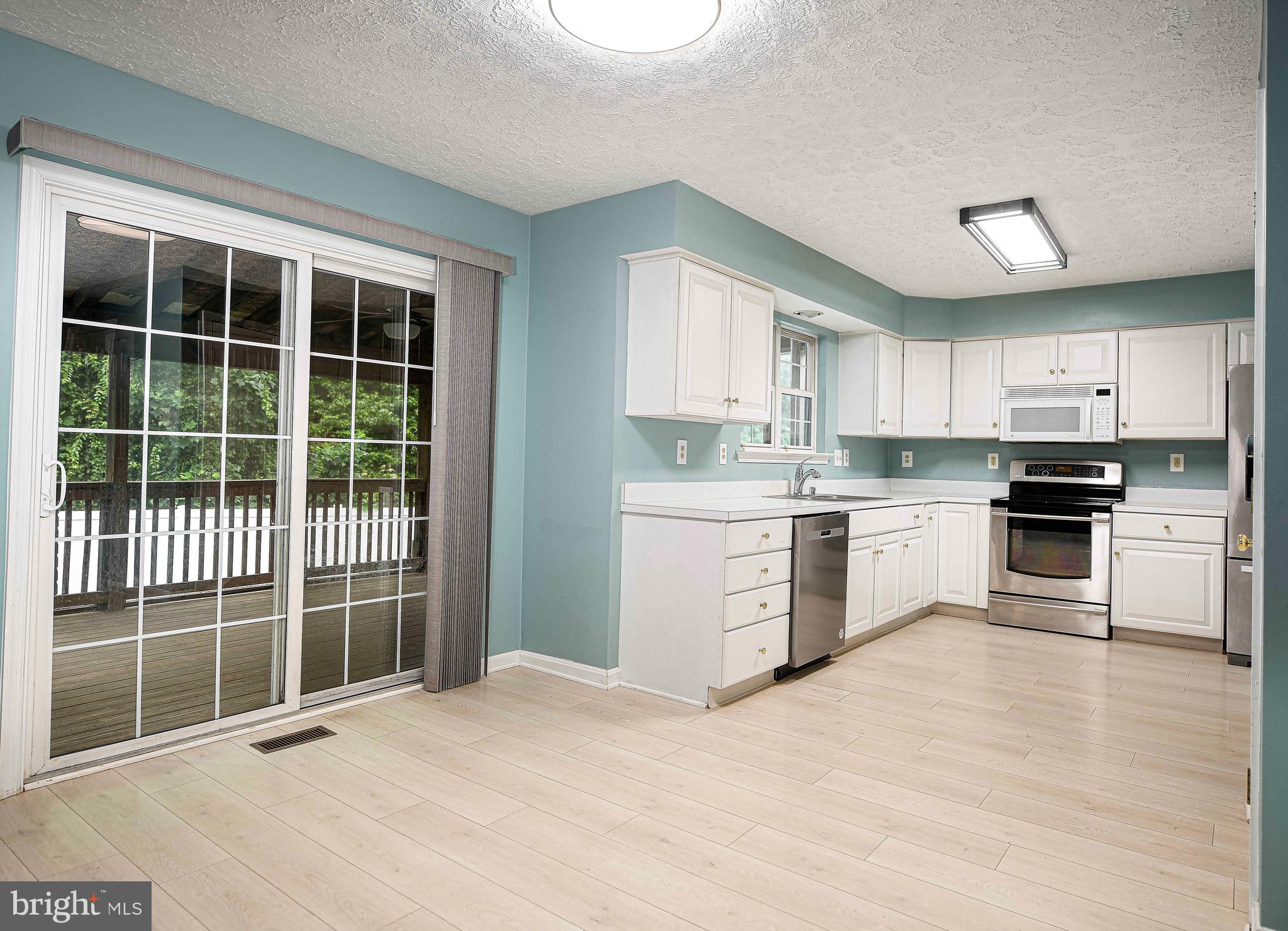1208 HARFORD TOWN DRIVE