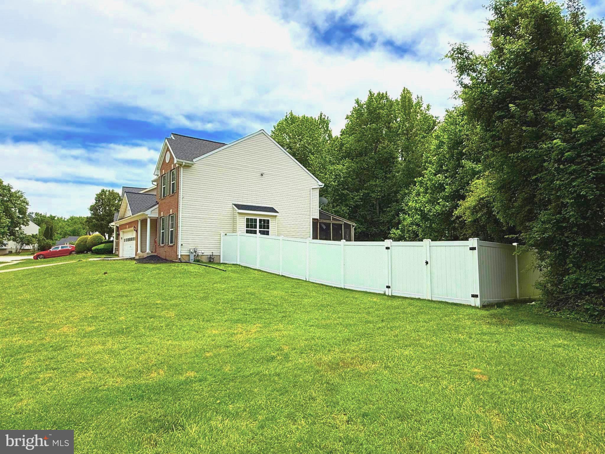 1208 HARFORD TOWN DRIVE