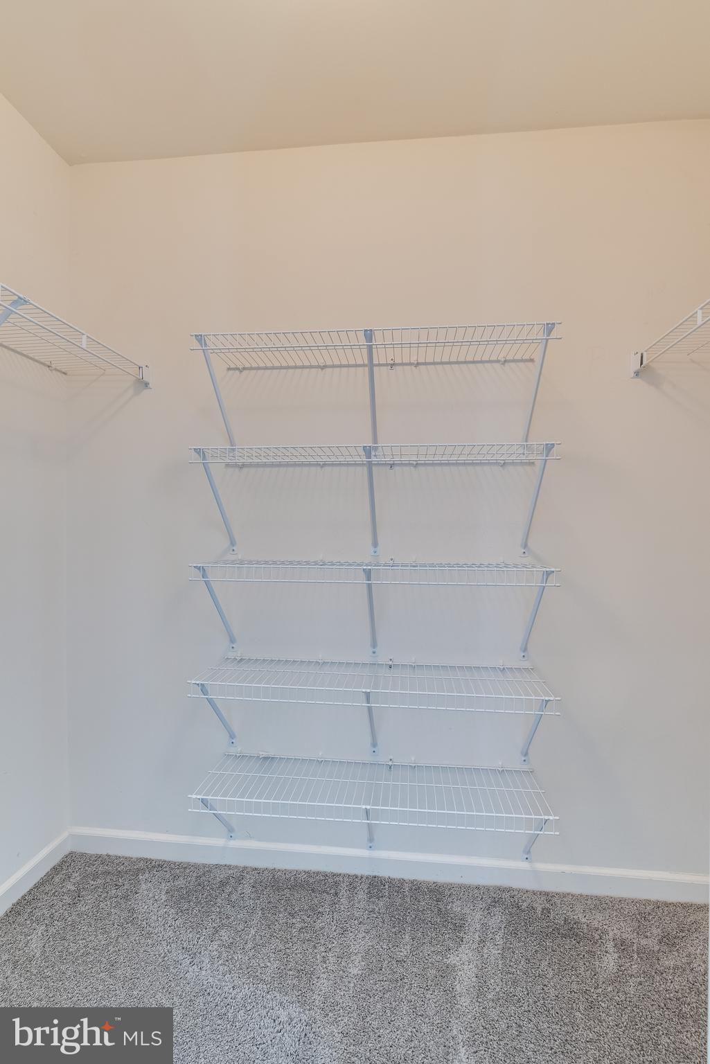 LAKELAND PLACE - Residential