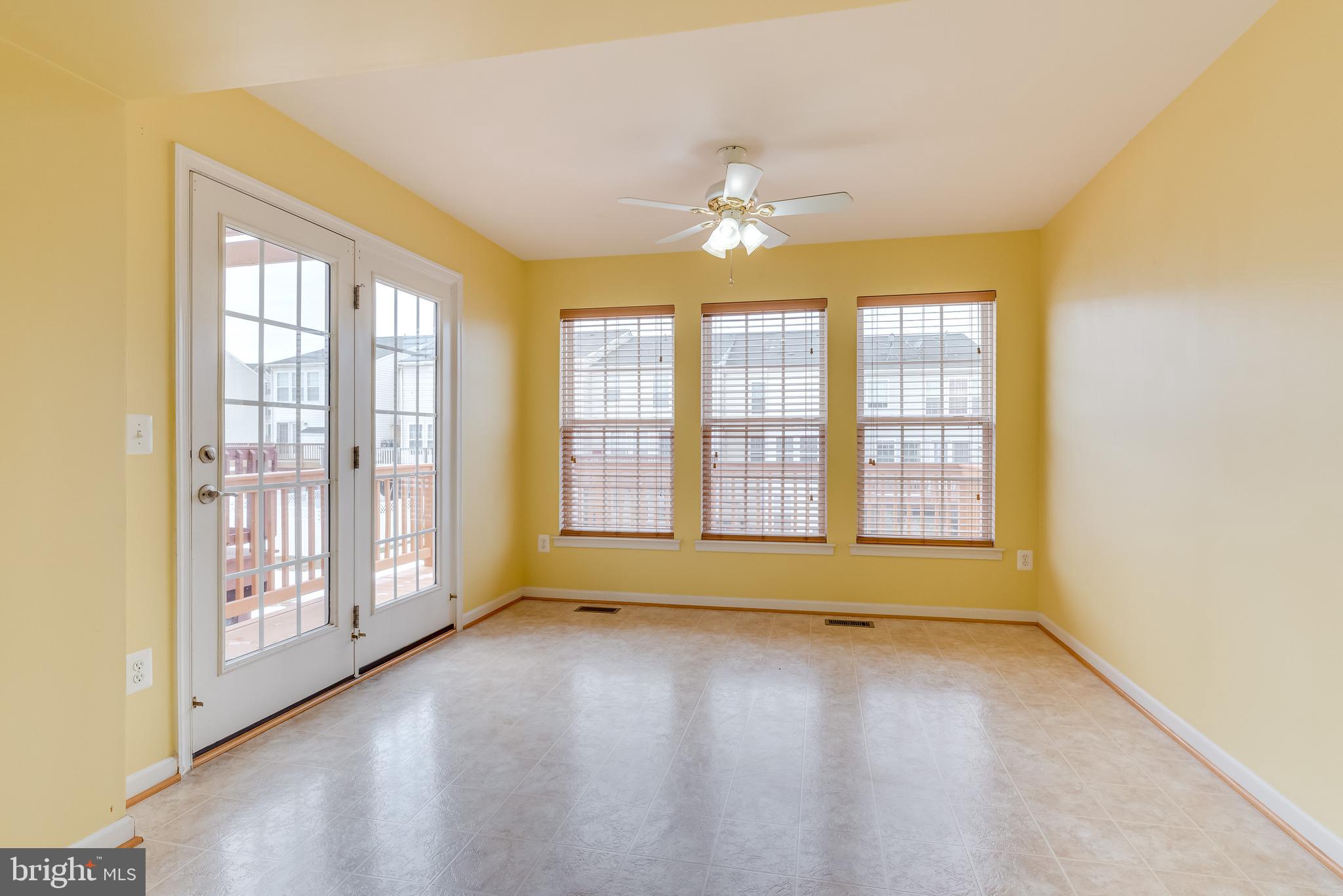 LAKELAND PLACE - Residential