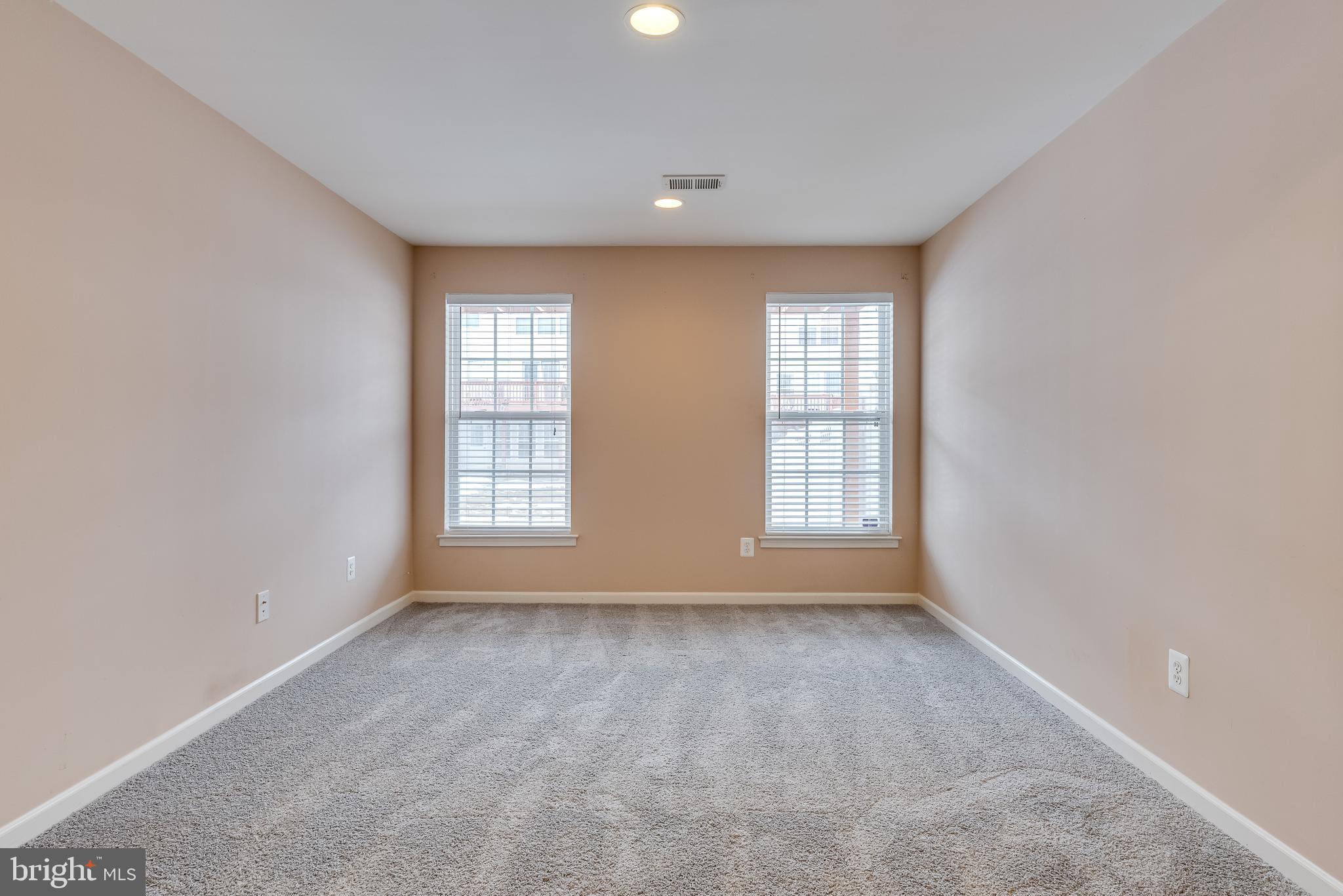 LAKELAND PLACE - Residential