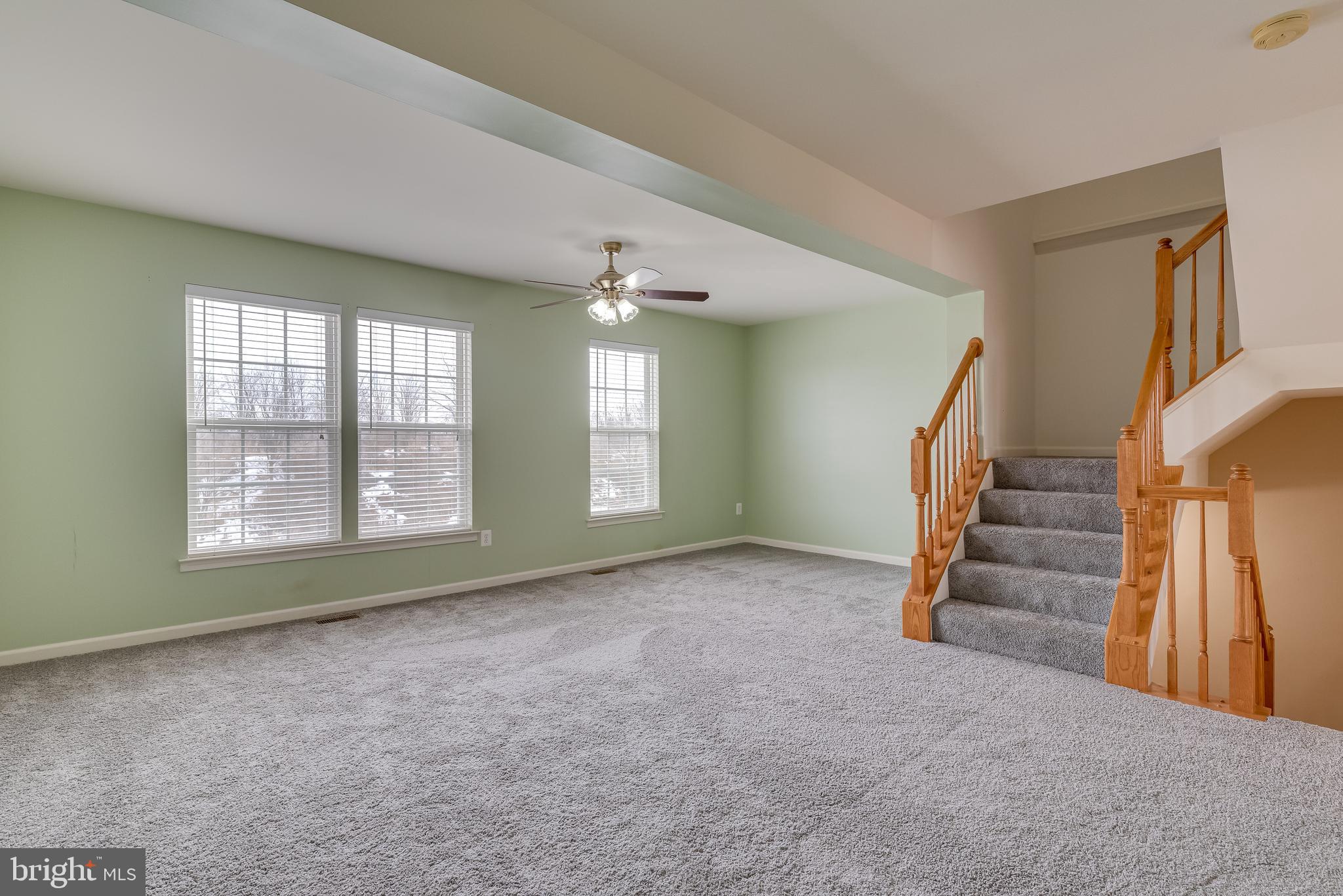 LAKELAND PLACE - Residential