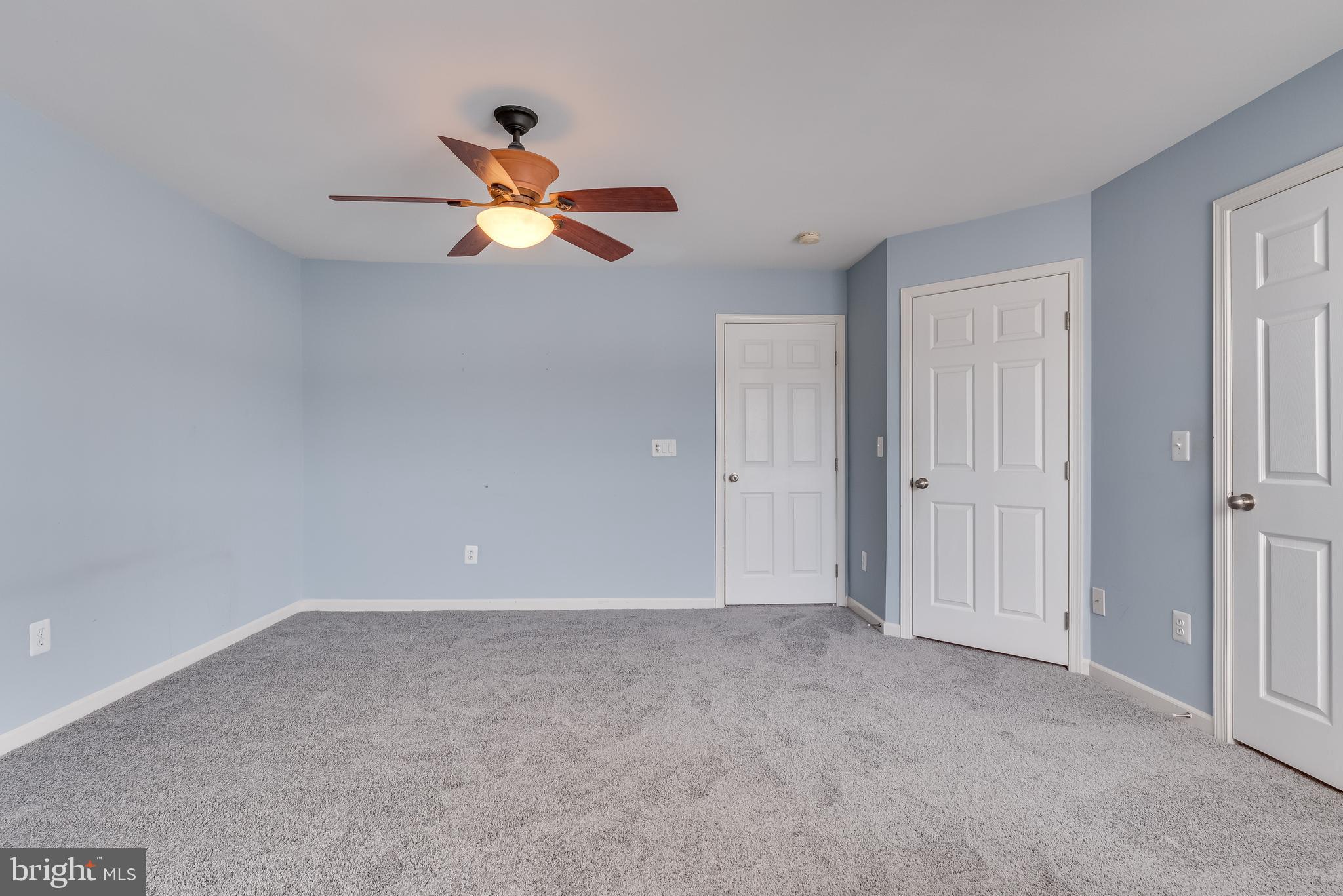 LAKELAND PLACE - Residential