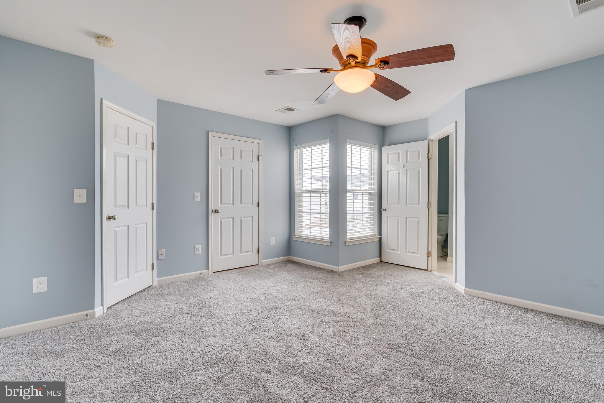 LAKELAND PLACE - Residential