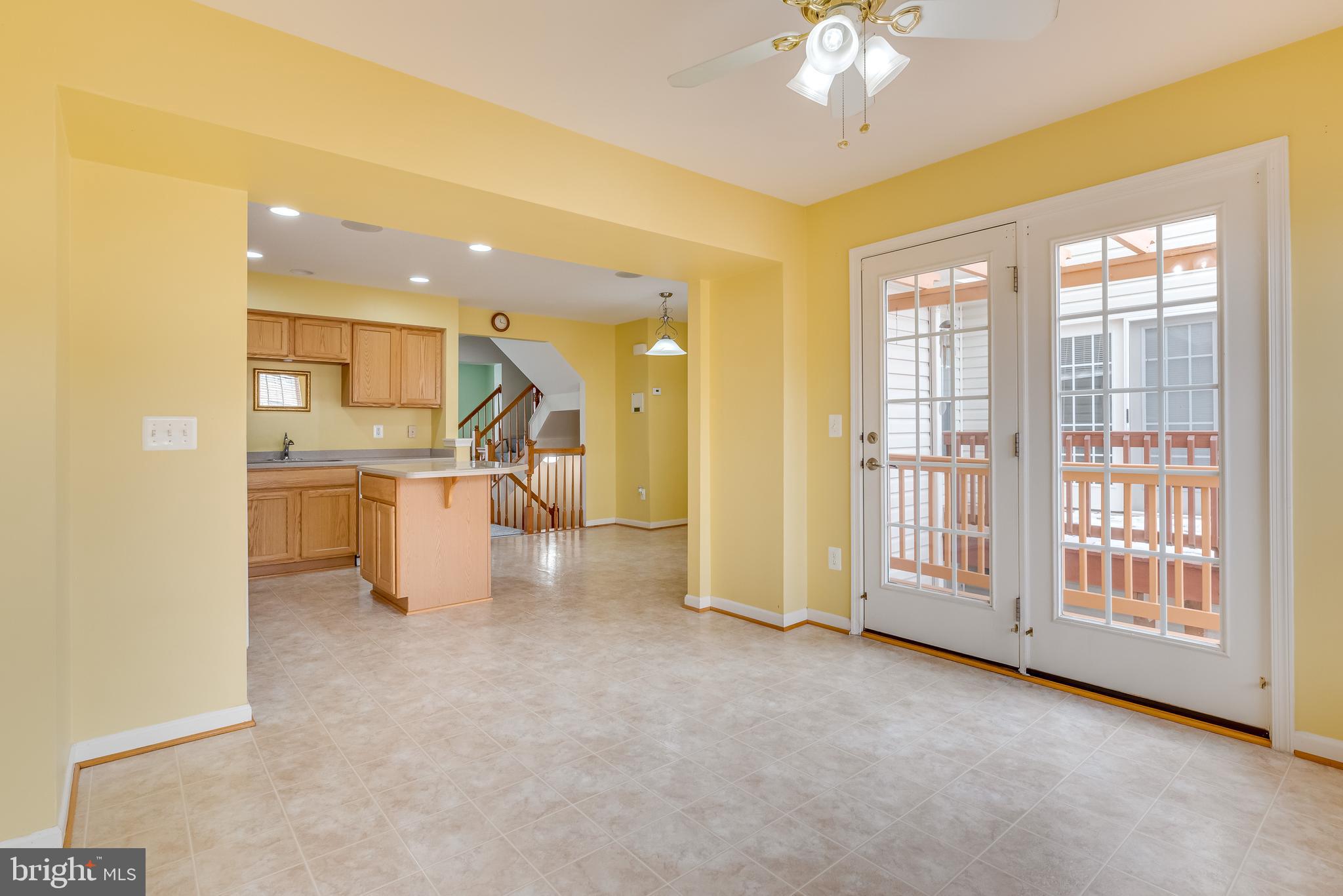 LAKELAND PLACE - Residential