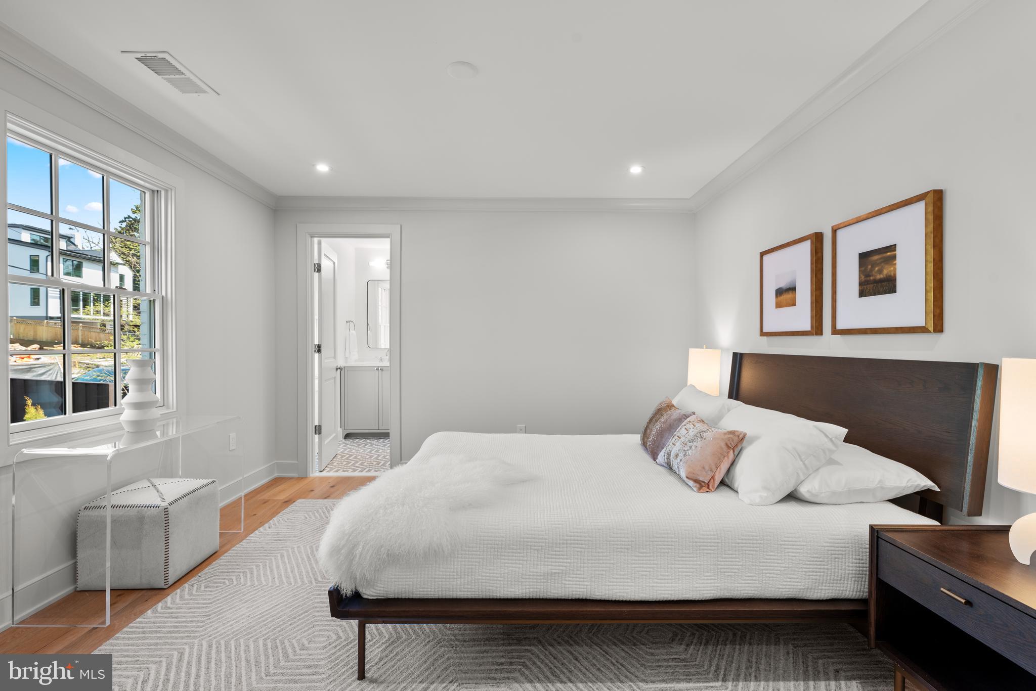SPRING VALLEY - Residential