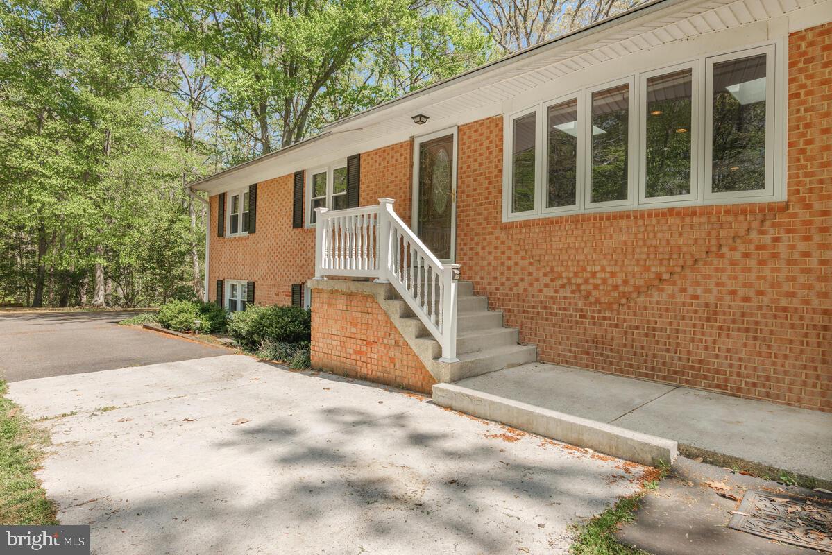 HARBOR HILLS - Residential