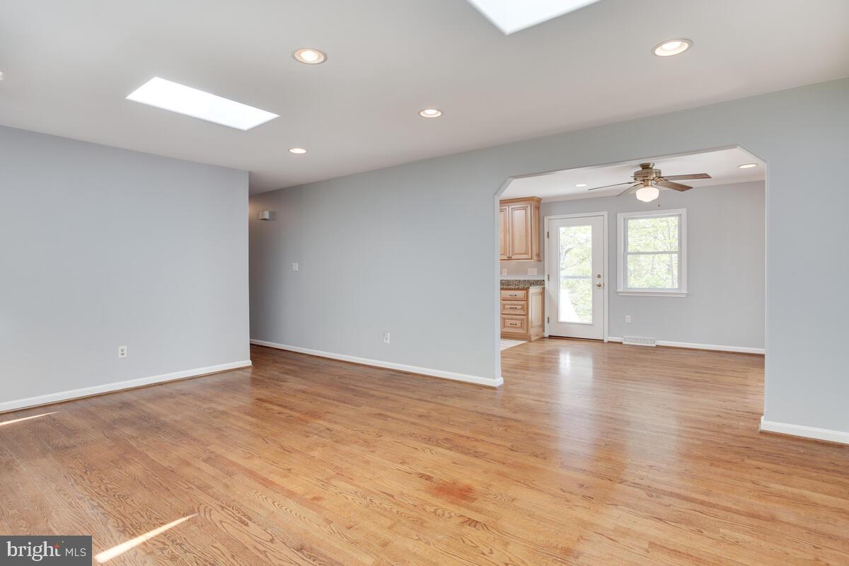 HARBOR HILLS - Residential