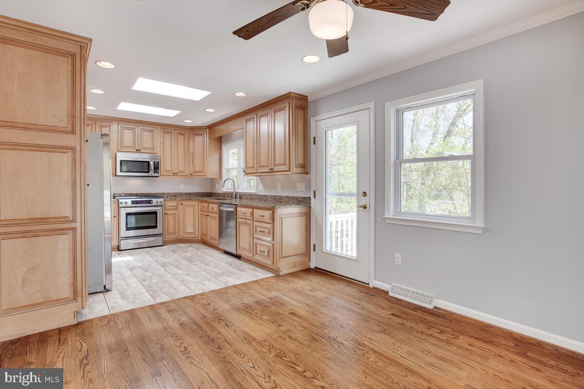 HARBOR HILLS - Residential