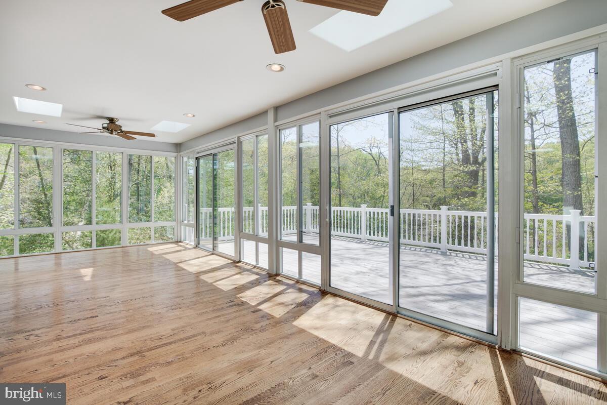 HARBOR HILLS - Residential